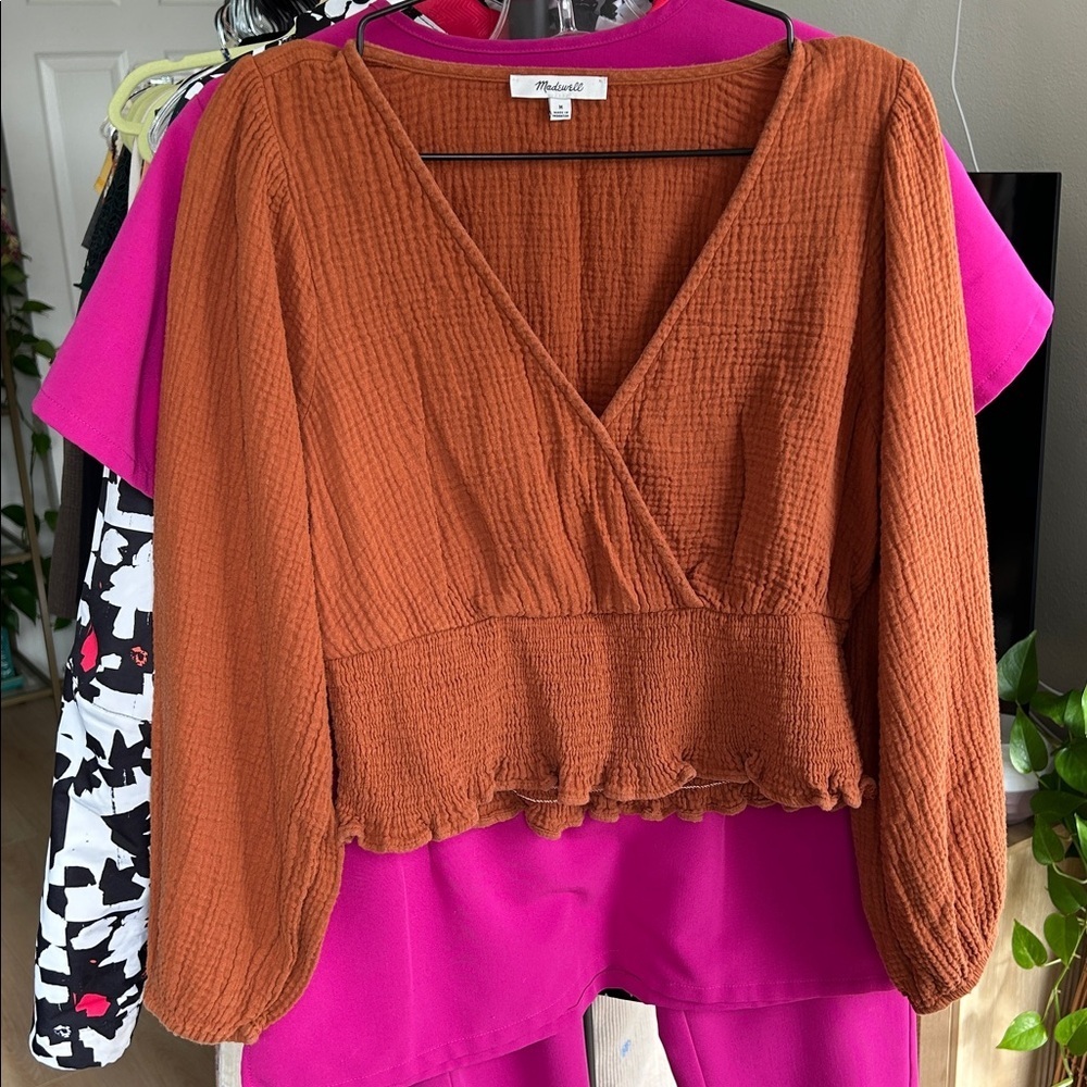 Women’s Madewell Long Sleeve. Size Medium. See description.